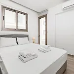Downtown 2 Bedroom Flat ラルナカ